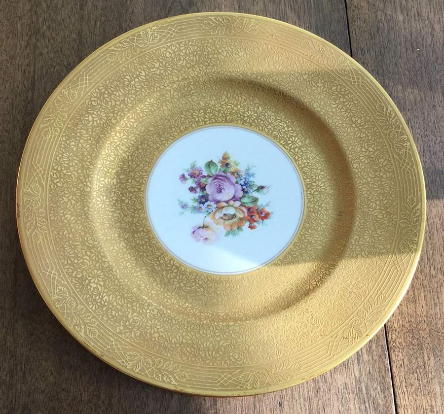 HUT1512 Service Plate (Charger) by Hutschenreuther-1