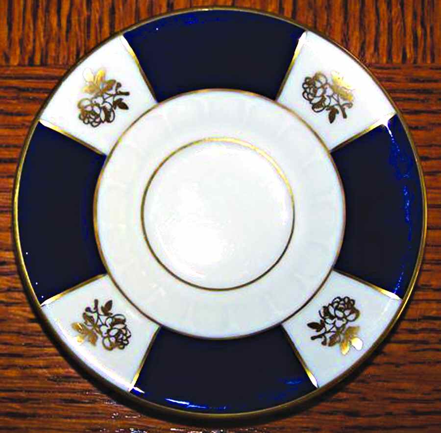 HC922 Saucer by Heinrich - H&C-1