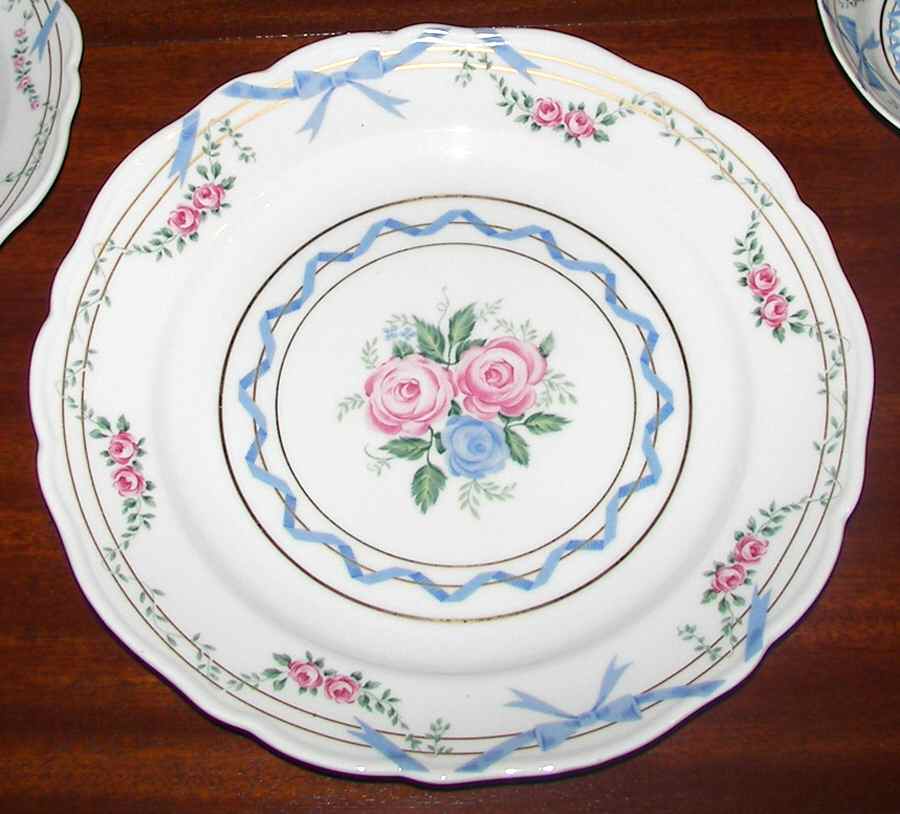37468 Dinner Plate by Hutschenreuther-1