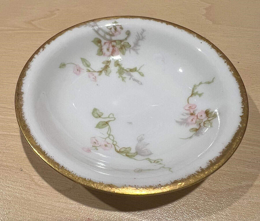 Schleiger 318-8 Fruit/Dessert (Sauce) Bowl by Haviland-1