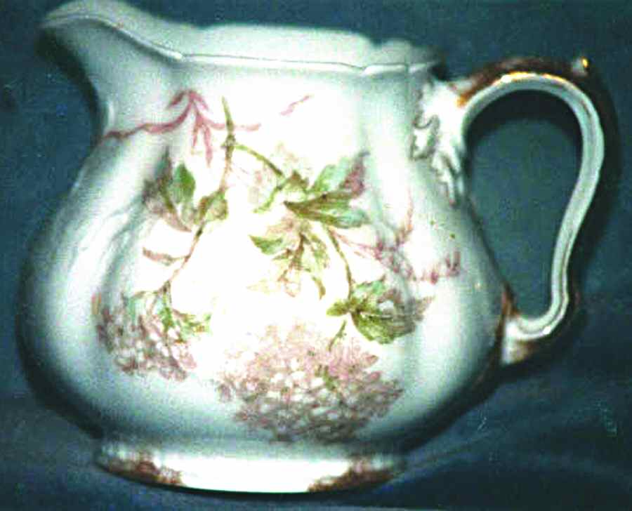 H3257 Creamer by Haviland-1