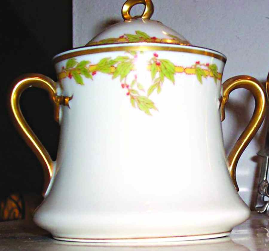Schleiger 275-2 Sugar Bowl & Lid by Haviland-1