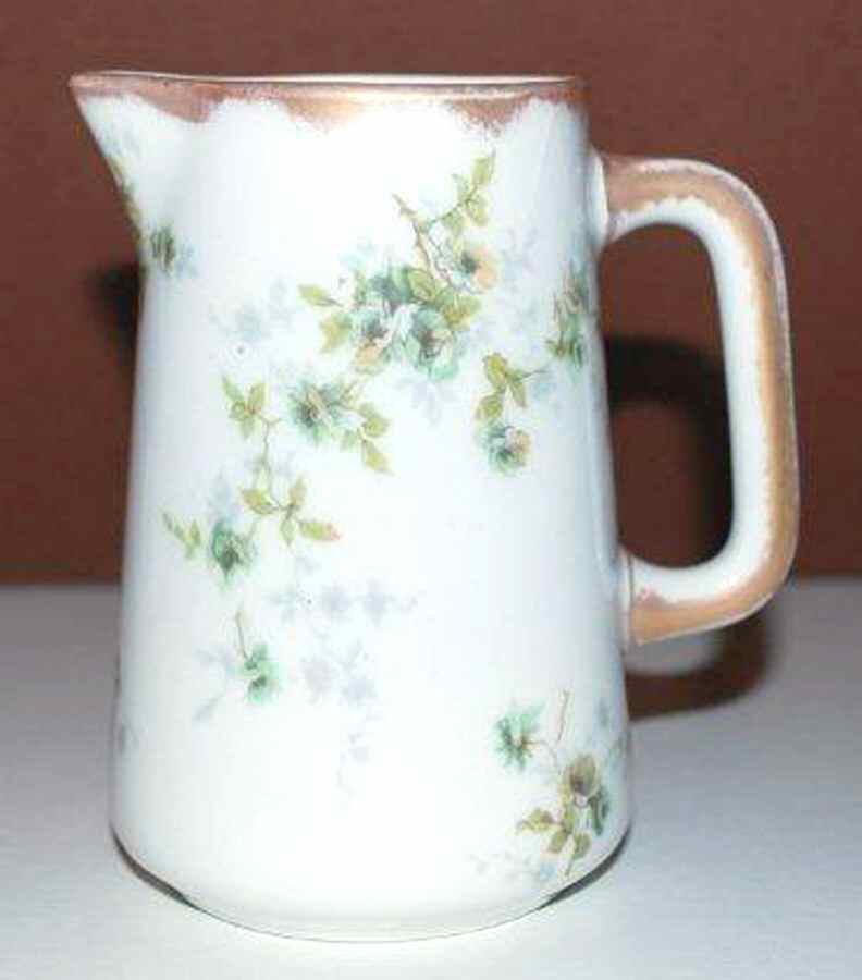 Schleiger 150-14 Creamer by Haviland-1