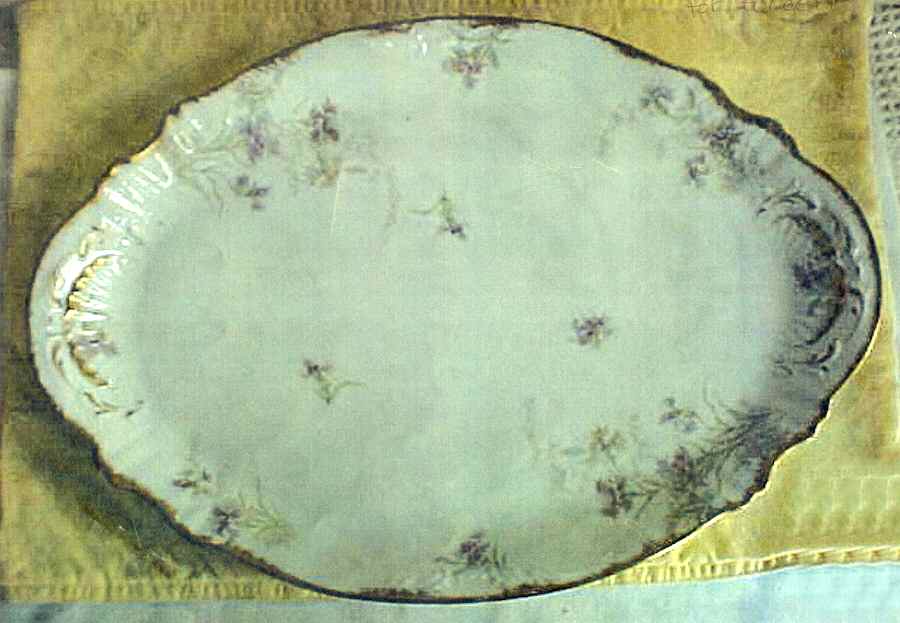 Schleiger 605-1 14" Oval Serving Platter by Haviland-1