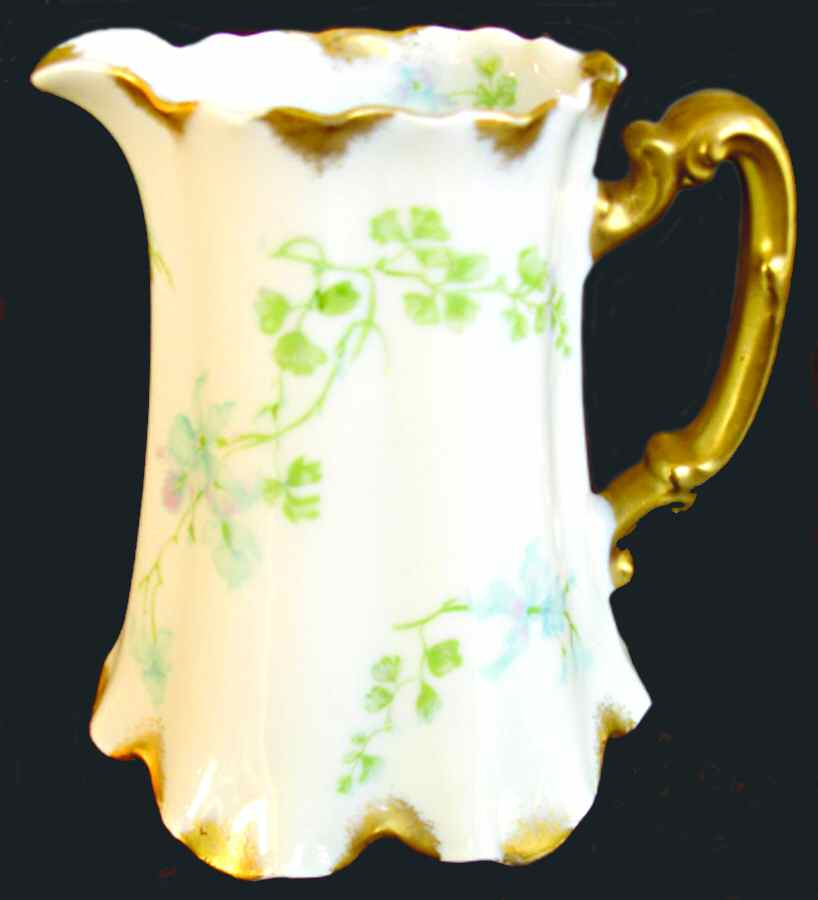 H3272 Creamer by Haviland-1