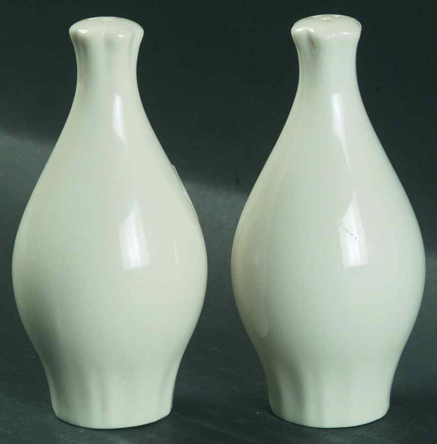 HAR134 Salt & Pepper Set by Harker-1