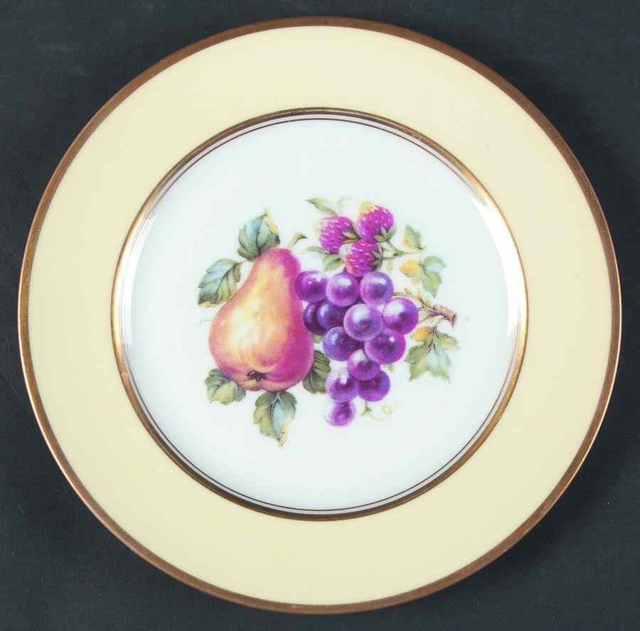 HUT1553 Salad Plate by Hutschenreuther-1