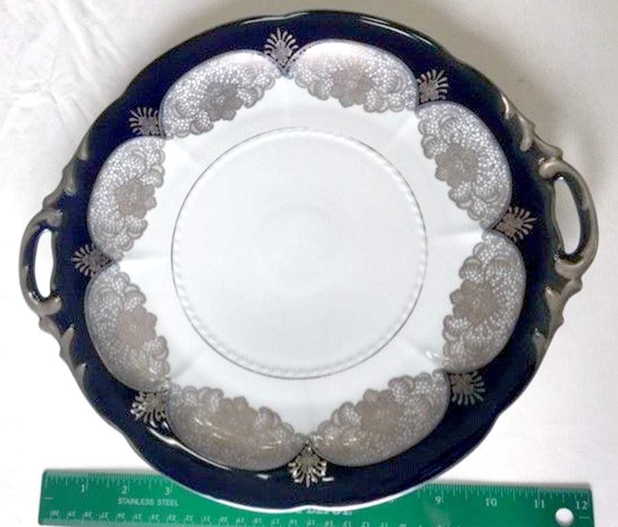 07775 Handled Cake Plate by Hutschenreuther-1