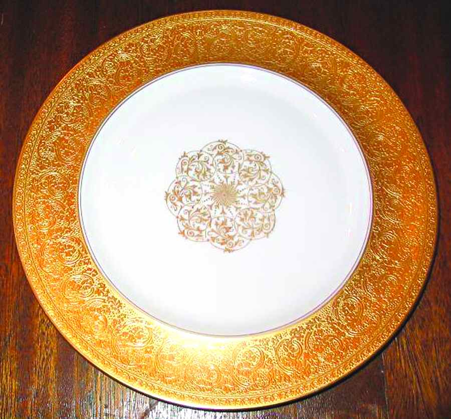 HC938 Dinner Plate by Heinrich - H&C-1