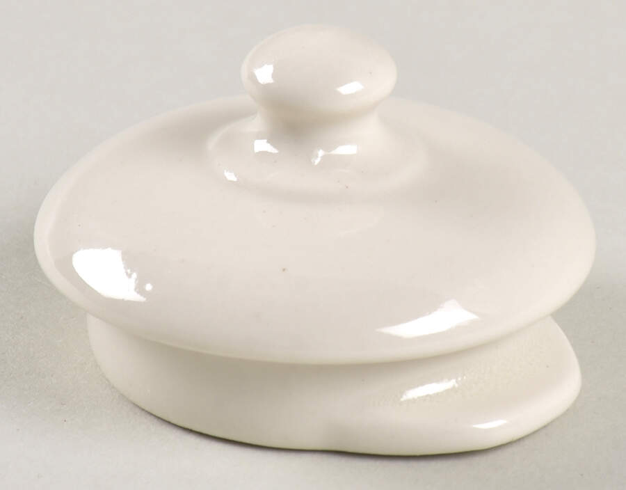 Greenbrier, The Lid for Mini Coffee Pot by Homer Laughlin -1