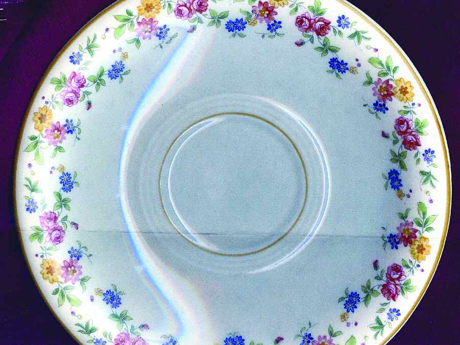 HUT1565 Saucer by Hutschenreuther-1