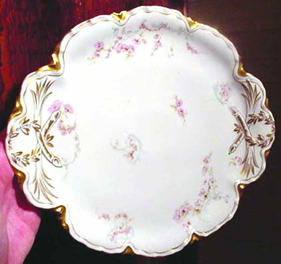 Schleiger 63-2 Handled Cake Plate by Haviland-1