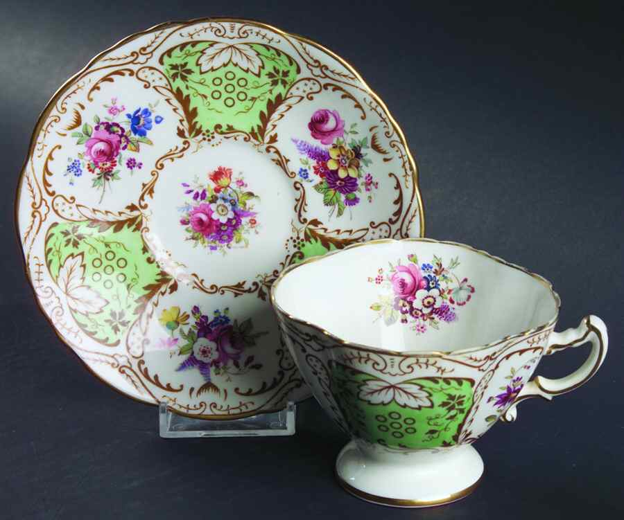 4688-1 Footed Cup & Saucer Set by Hammersley-1