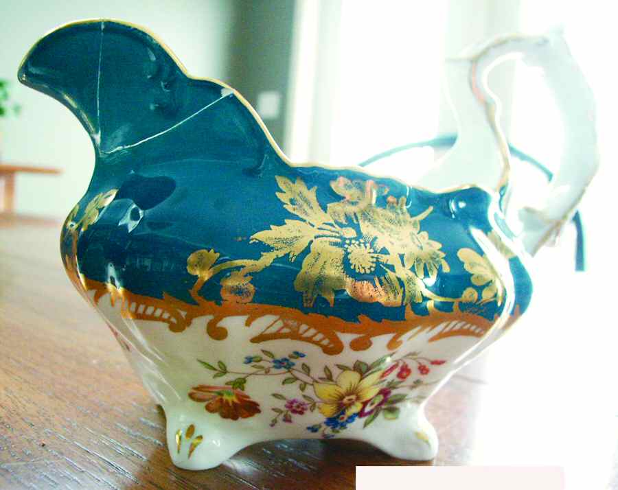 5392-3 Creamer by Hammersley-1