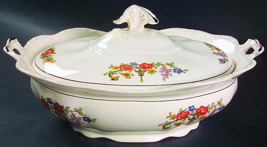 HAR136 Oval Covered Vegetable by Harker-1