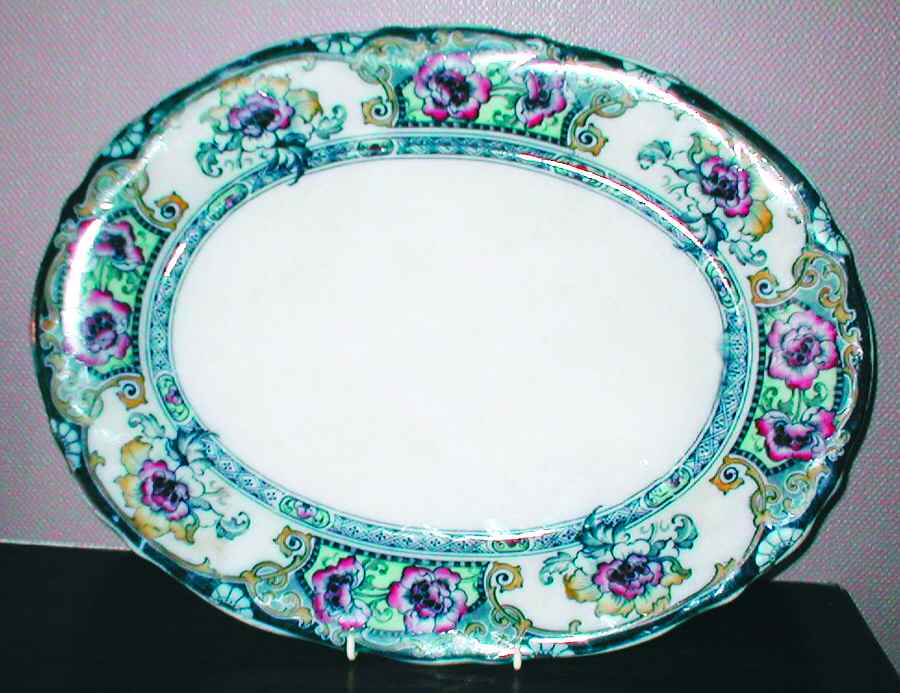 Davenport 18" Oval Serving Platter by Hollinshead & Kirkham-1
