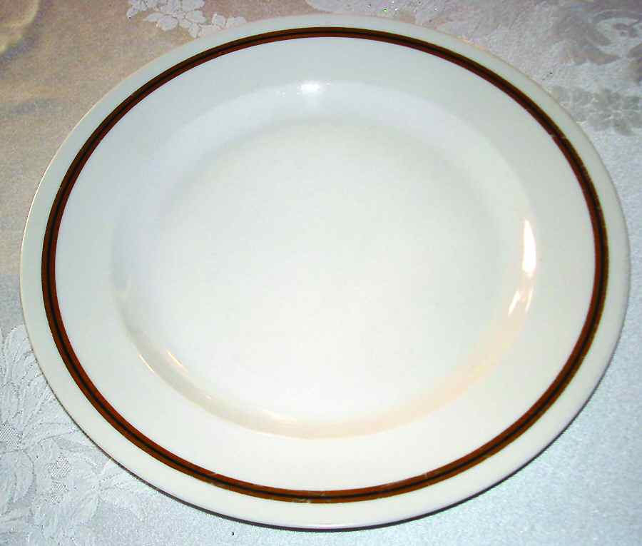 HUT1581 Dinner Plate by Hutschenreuther-1