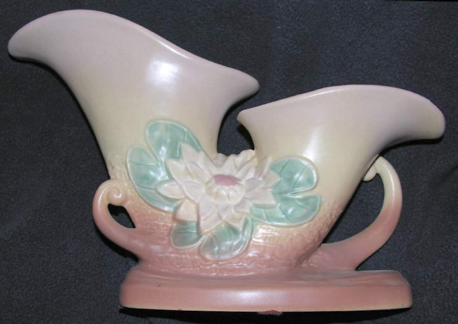 Waterlily Walnut Apricot Double Cornucopia by Hull-1