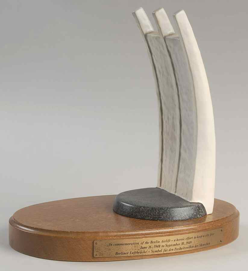 Berlin Airlift Memorial Memorial Symbol With Base - No Box by M.I. Hummel-1