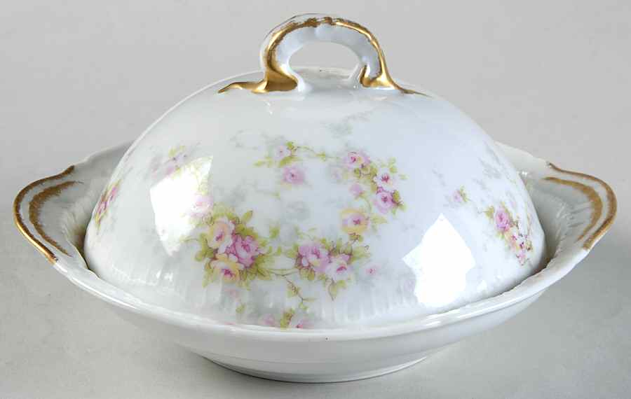Schleiger 149-12 Round Covered Butter with Strainer by Haviland-1