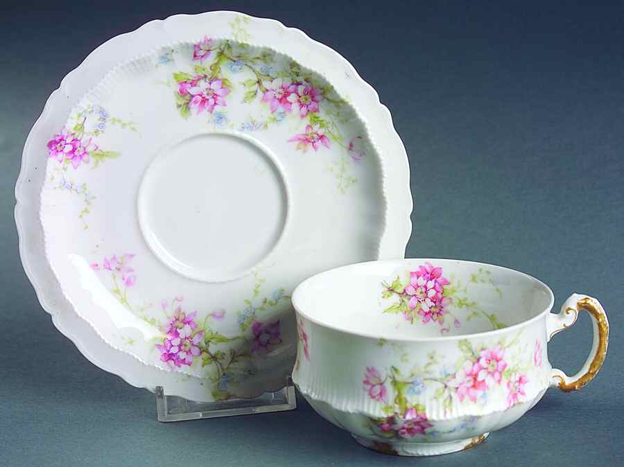 Schleiger 1014-16 Flat Cup & Saucer Set by Haviland-1
