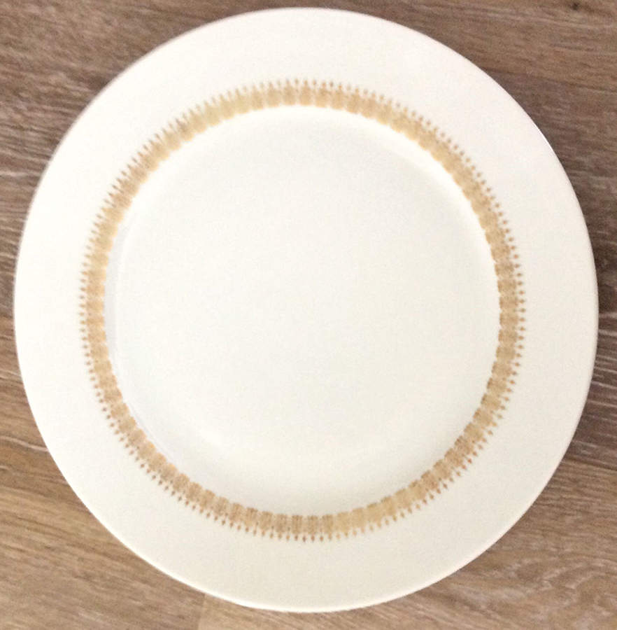 HUT1594 Dinner Plate by Hutschenreuther-1