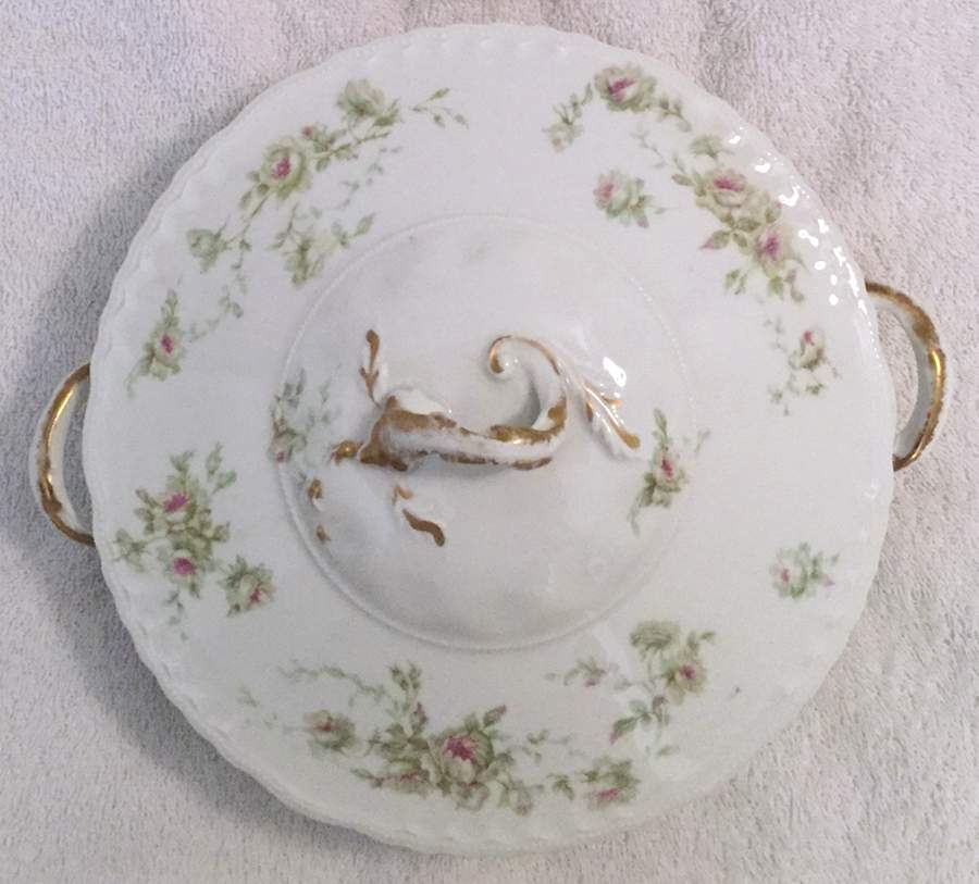 H3346 Round Covered Vegetable by Haviland-1