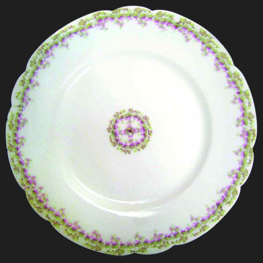 Schleiger 872-3 Dinner Plate by Haviland-1