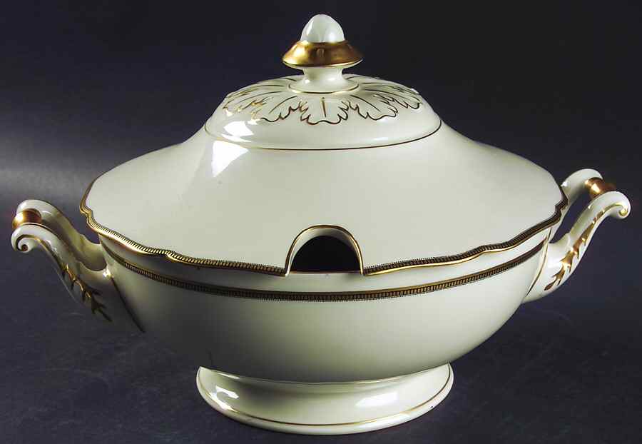 14096 Tureen &  Lid by Hutschenreuther-1