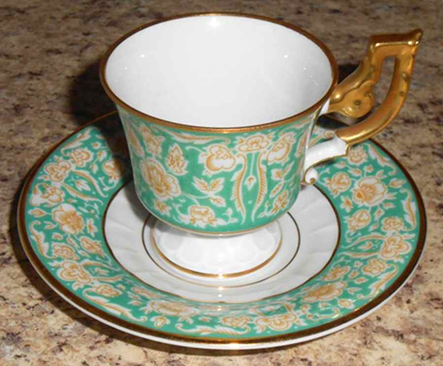 HC962 Footed Demitasse Cup & Saucer Set by Heinrich - H&C-1