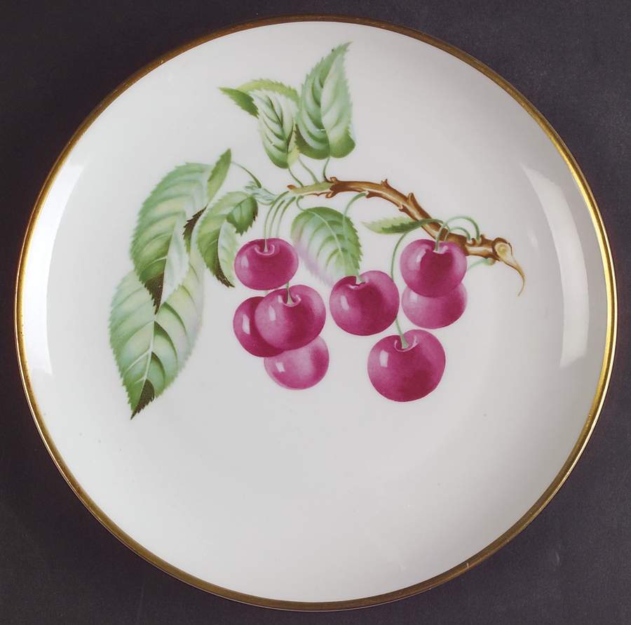 HC963 (1-8 inch Gold Trim) Salad Plate by Heinrich - H&C-1