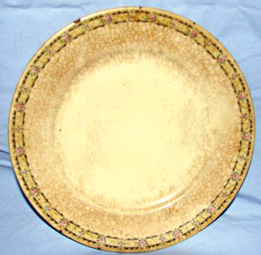 E2115 Dinner Plate by Homer Laughlin -1