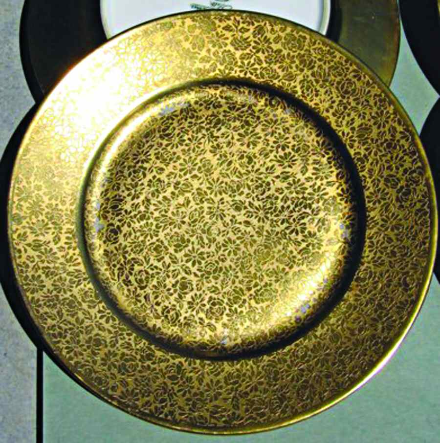 HUT1631 Salad Plate by Hutschenreuther-1