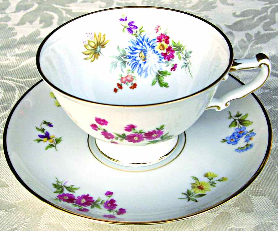17513 Footed Cup & Saucer Set by Heinrich - H&C-1