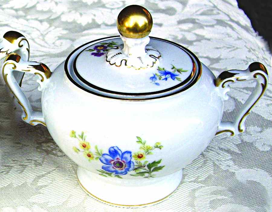 17513 Sugar Bowl & Lid by Heinrich - H&C-1