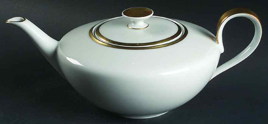 8053 Teapot & Lid by Hutschenreuther-1