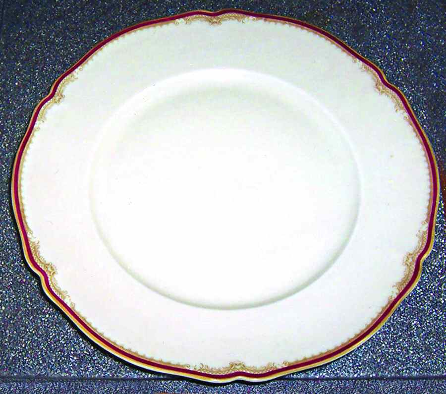 HUT1638 Dinner Plate by Hutschenreuther-1