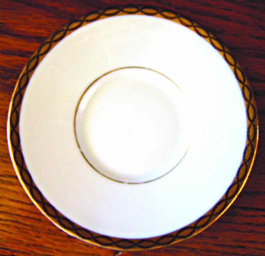 C9830 Saucer by Hutschenreuther-1