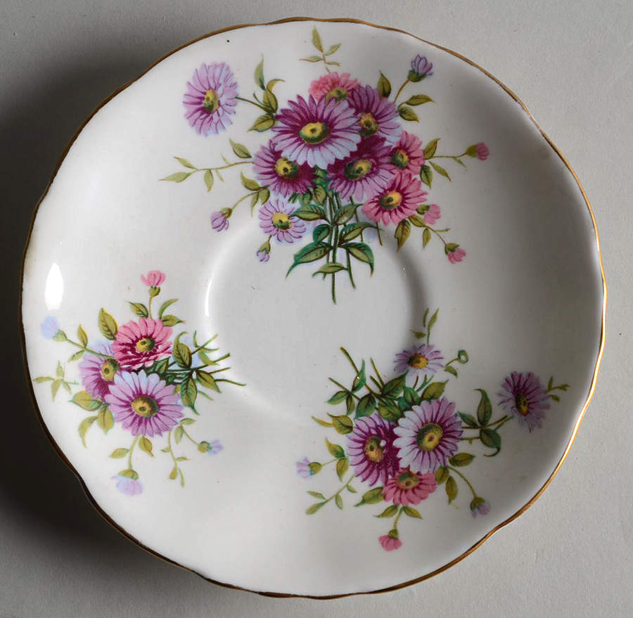 4149 (Scalloped) Saucer by Hammersley-1