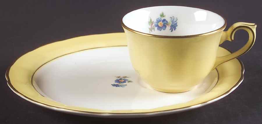 Buttercup No 2 Coffee Set (Scallop) Snack Plate & Cup Set by Hall-1