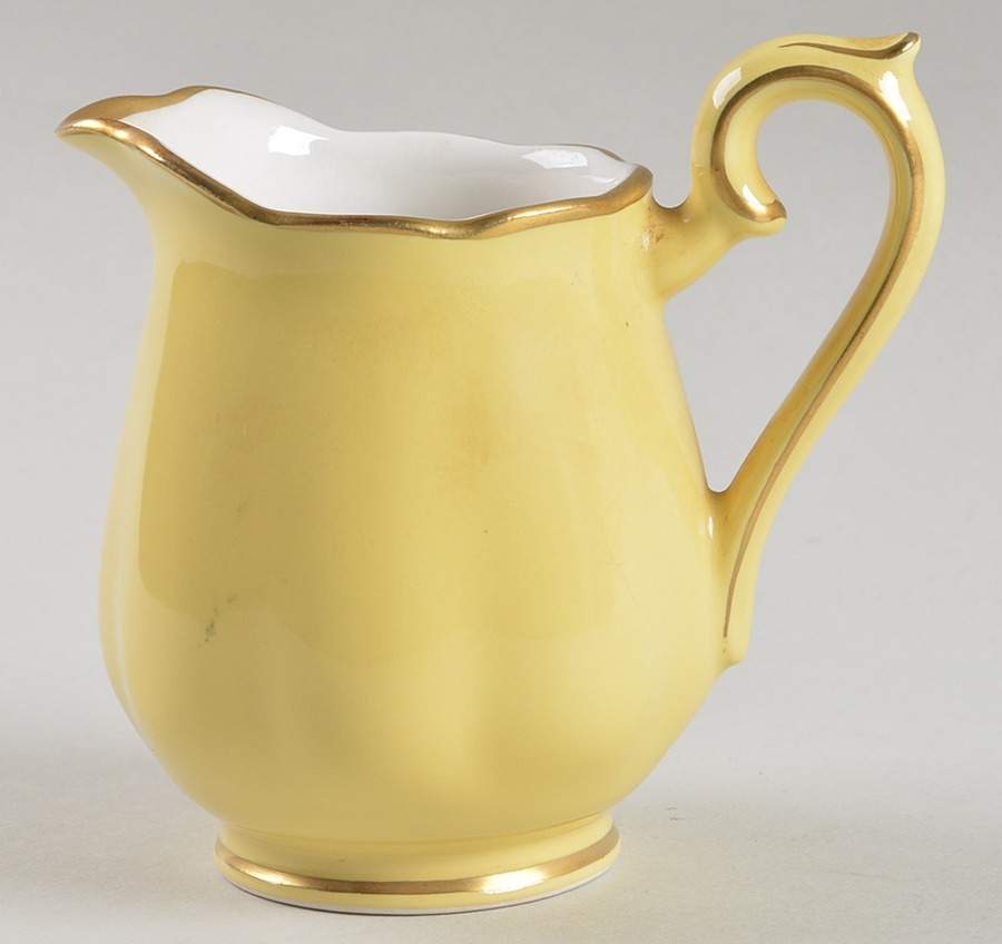 Buttercup No 2 Coffee Set (Scallop) Creamer by Hall-1