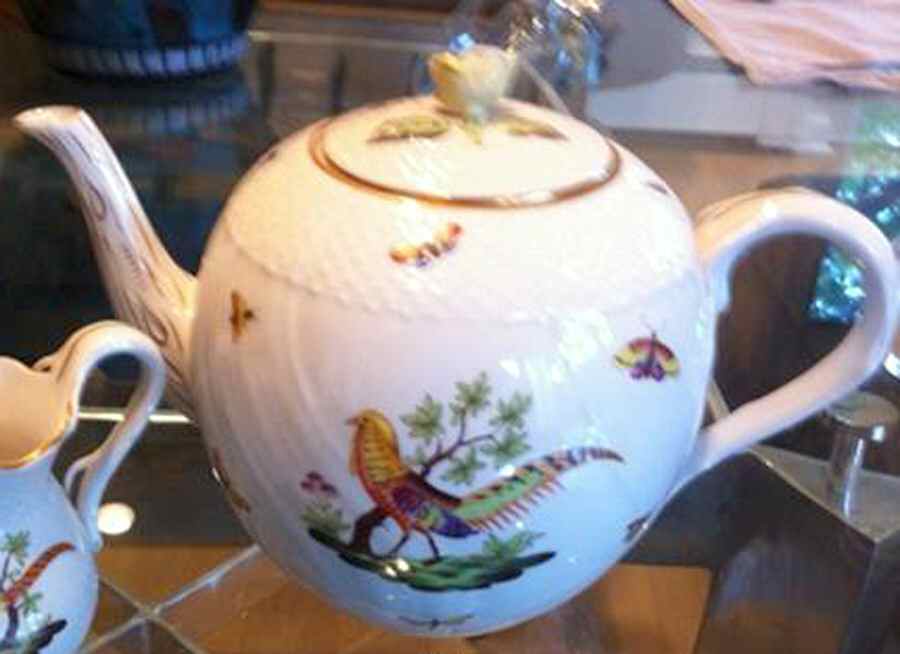 FS Teapot & Lid by Herend-1