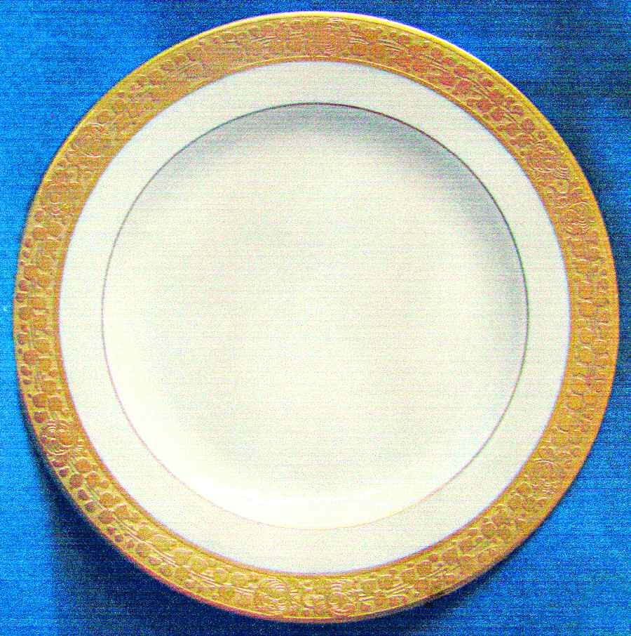 HUT1649 Bread & Butter Plate by Hutschenreuther-1