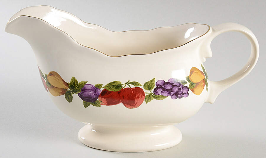 Age of Elegance Gravy Boat by Home-1