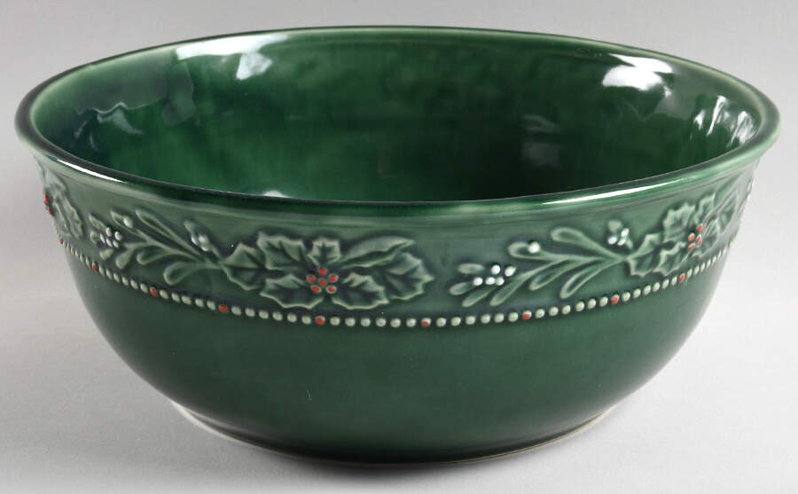 Christmas Berries 11" Large Salad Serving Bowl by Hampton Forge-1