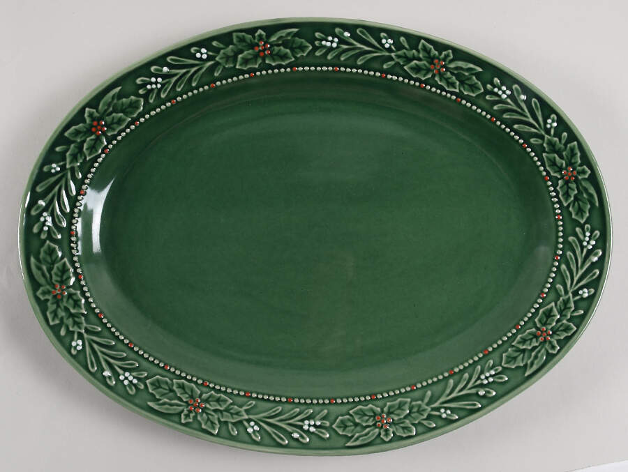 Christmas Berries 16" Oval Serving Platter by Hampton Forge-1