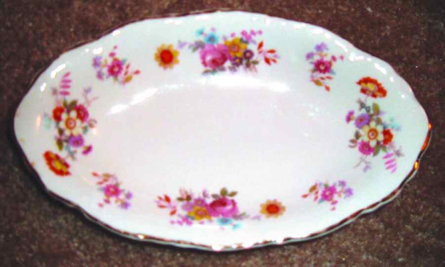 R9324 Underplate for Gravy Boat by Homer Laughlin -1