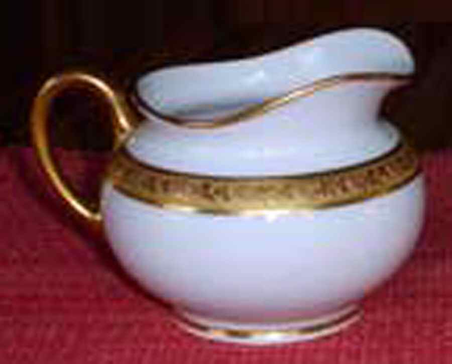 HC985 Creamer by Heinrich - H&C-1