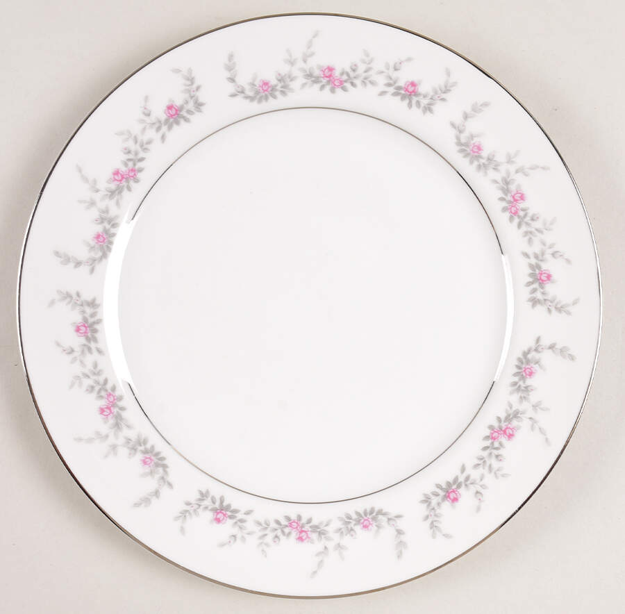 Suzette Dinner Plate by Hara-1