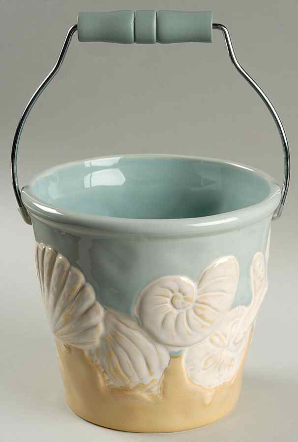 Shoreline Bucket-W/Handle by Homestudio-1